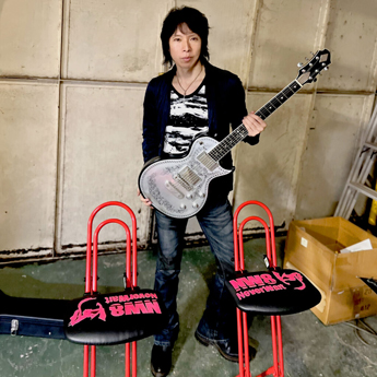 楽器演奏用高低可動折りたたみ椅子 座面高さ47-82cm 無段階調整 足置き付 折りたたみ式 日本製 完成品 演奏 コントラバス ギター プロ愛用 RST-RD RST-BK